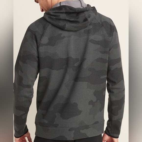 Old Navy Camo Dynamic Fleece Hidden-Pocket Hoodie Sweatshirt Size XL $49.99 - Picture 2 of 5